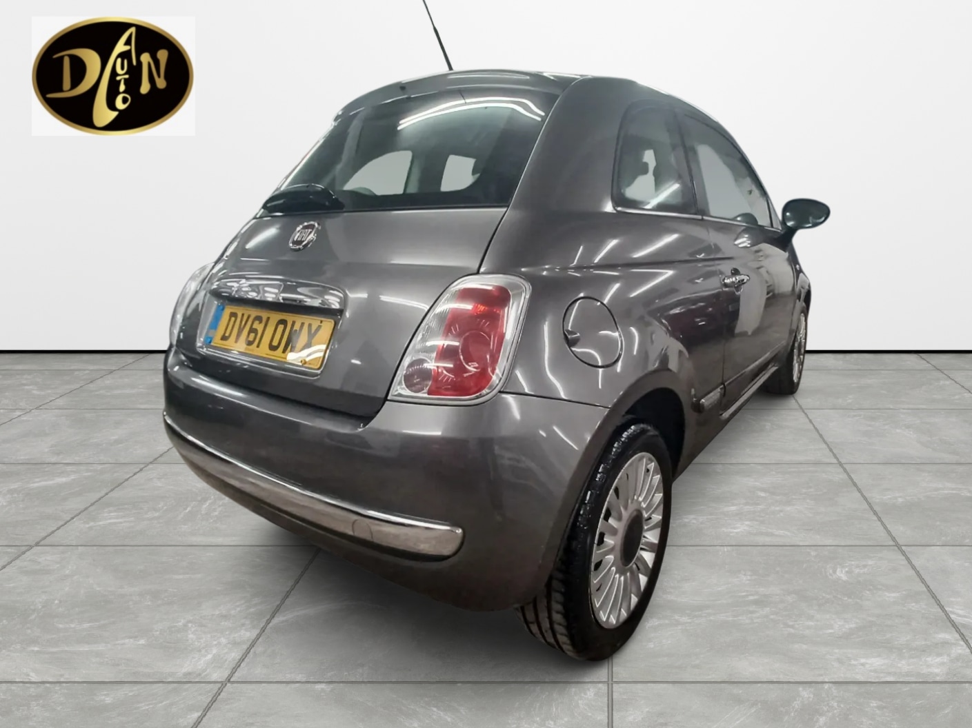 Used Fiat 500 2011 for sale - 78213930: Photo 2