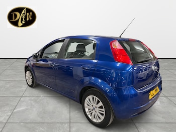 Used Fiat Grande Punto 2007 for sale - 76670733: Photo