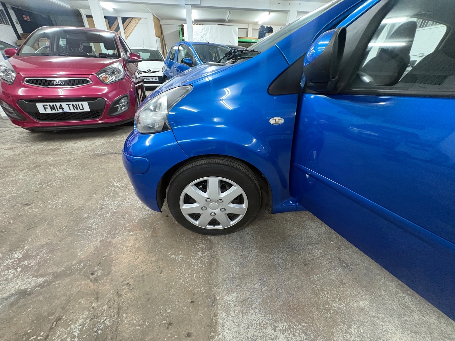 Used Toyota AYGO 2009 for sale - 77891533: Photo 17