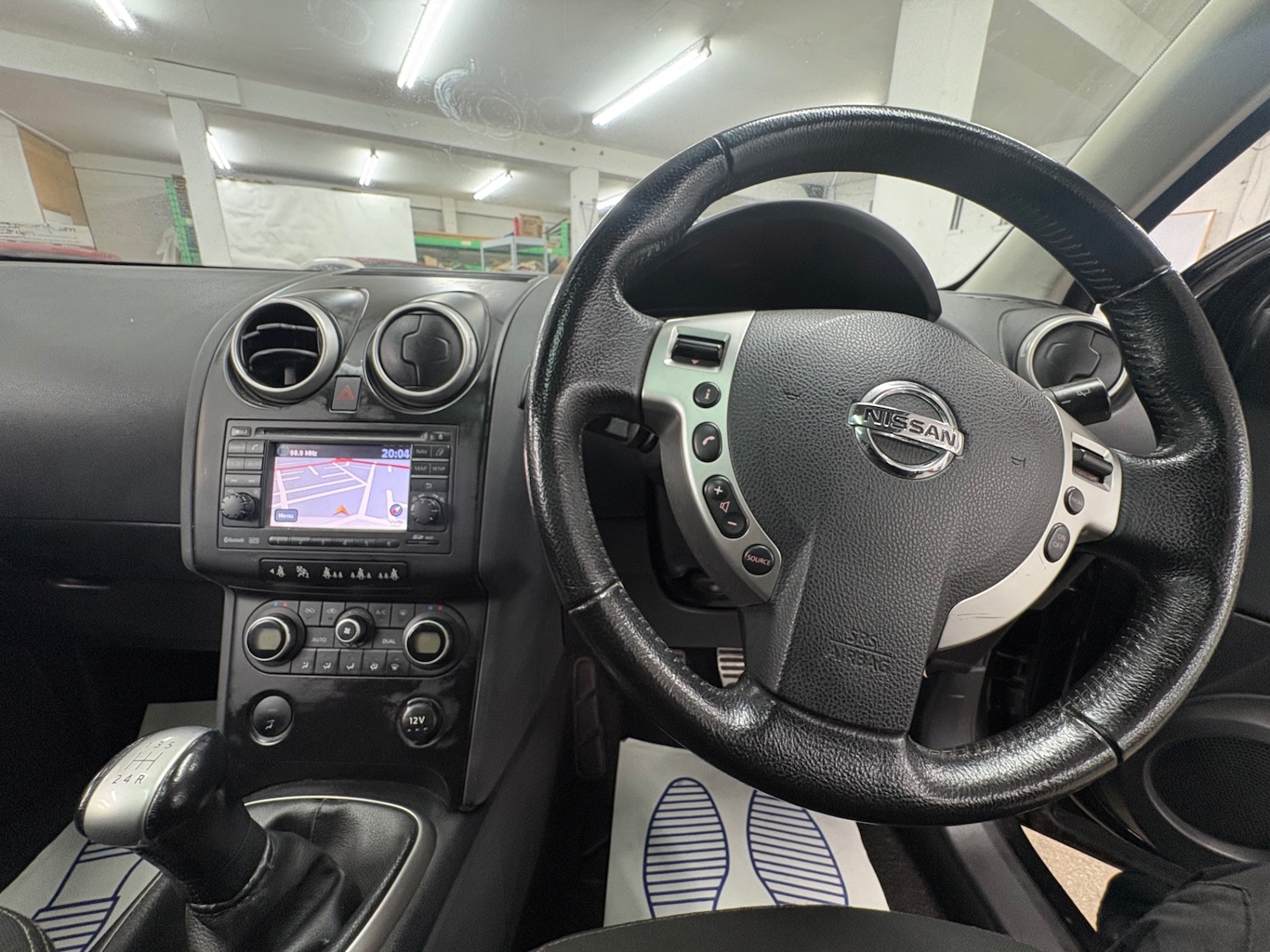 Used Nissan Qashqai 2009 for sale - 77342930: Photo 12