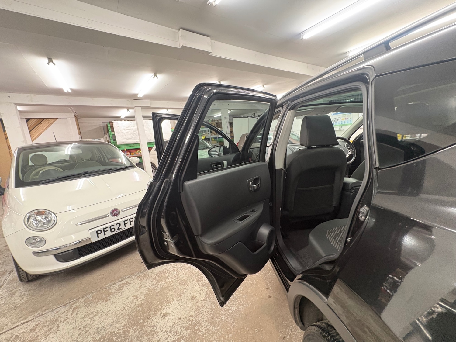 Used Nissan Qashqai 2009 for sale - 77342930: Photo 21