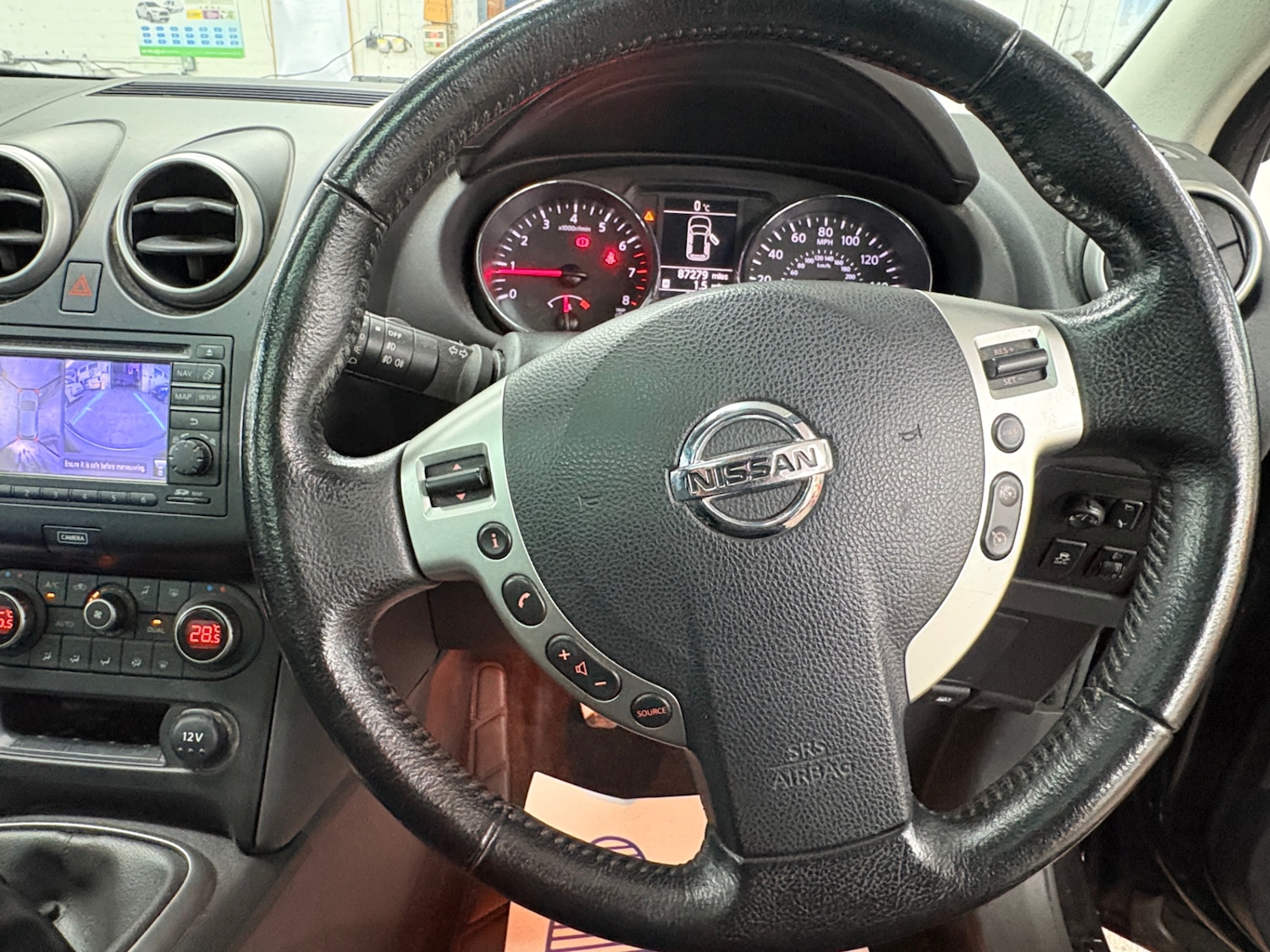 Used Nissan Qashqai 2013 for sale - 77906310: Photo 11