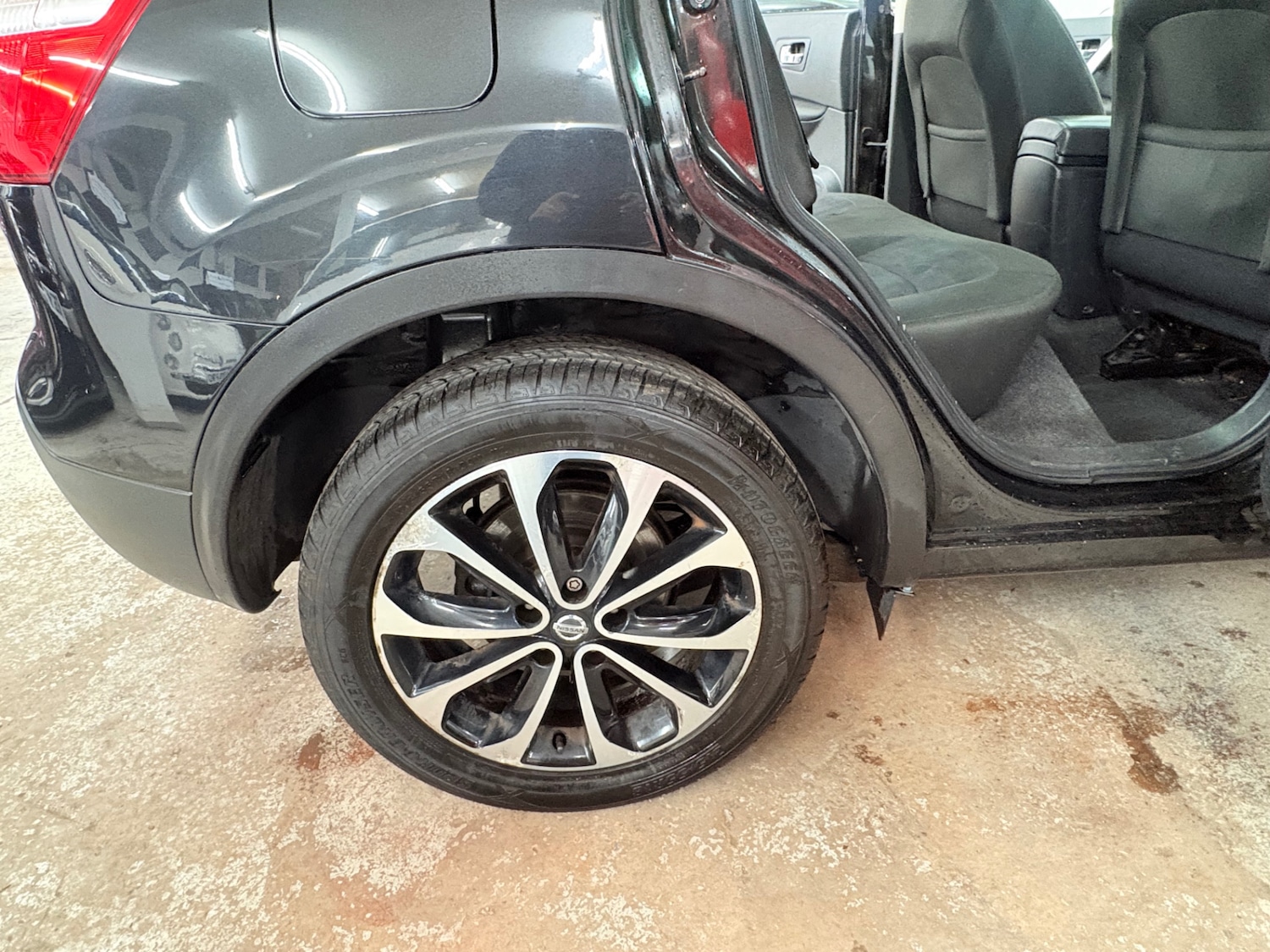 Used Nissan Qashqai 2013 for sale - 77906310: Photo 23