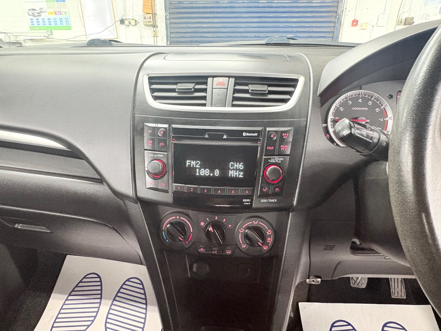 Used Suzuki Swift 2015 for sale - 76669449: Photo 12