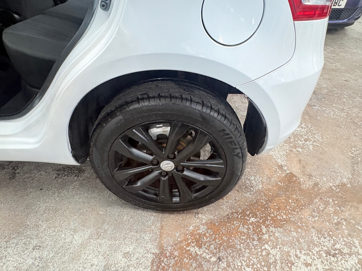 Used Suzuki Swift 2015 for sale - 76669449: Photo 21