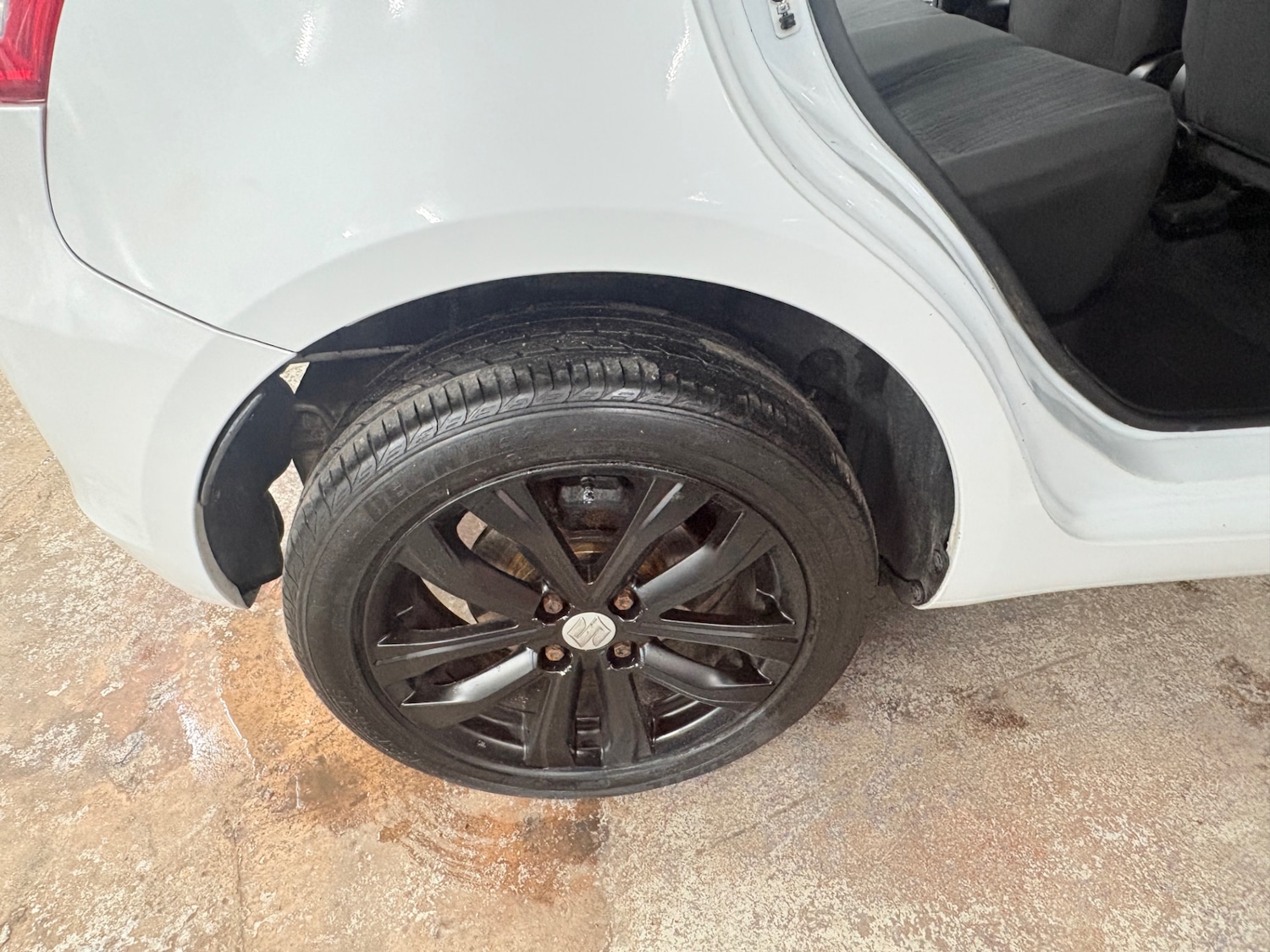 Used Suzuki Swift 2015 for sale - 76669449: Photo 22