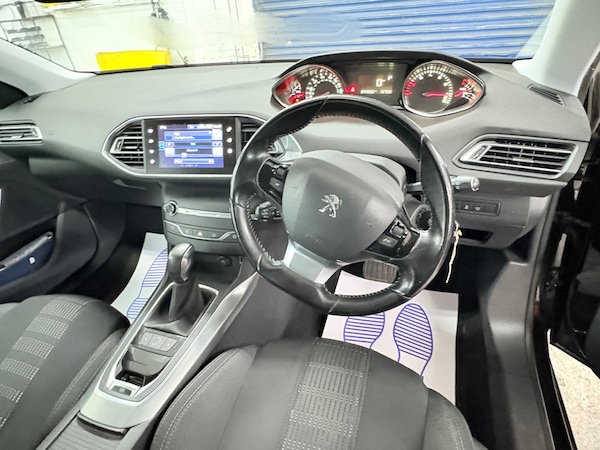 Used Peugeot 308 2017 for sale - 76164777: Photo 14