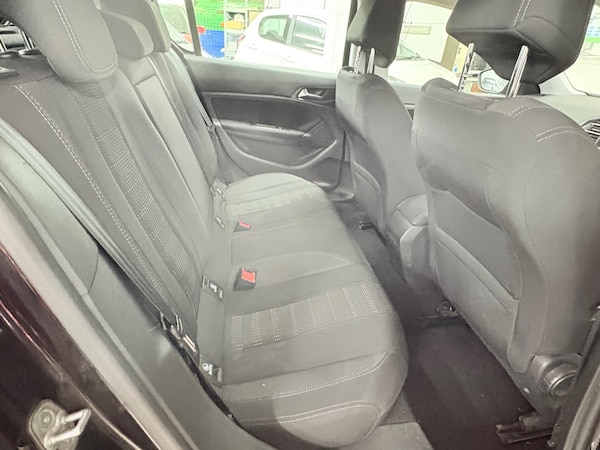 Used Peugeot 308 2017 for sale - 76164777: Photo 18