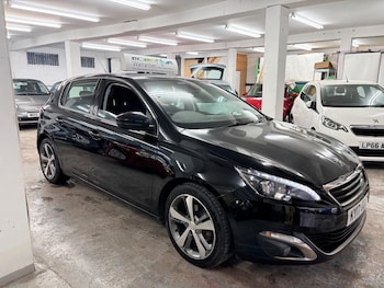 Used Peugeot 308 2017 for sale - 76164777: Photo 4