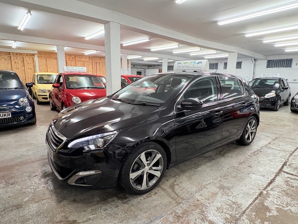 Used Peugeot 308 2017 for sale - 76164777: Photo 9