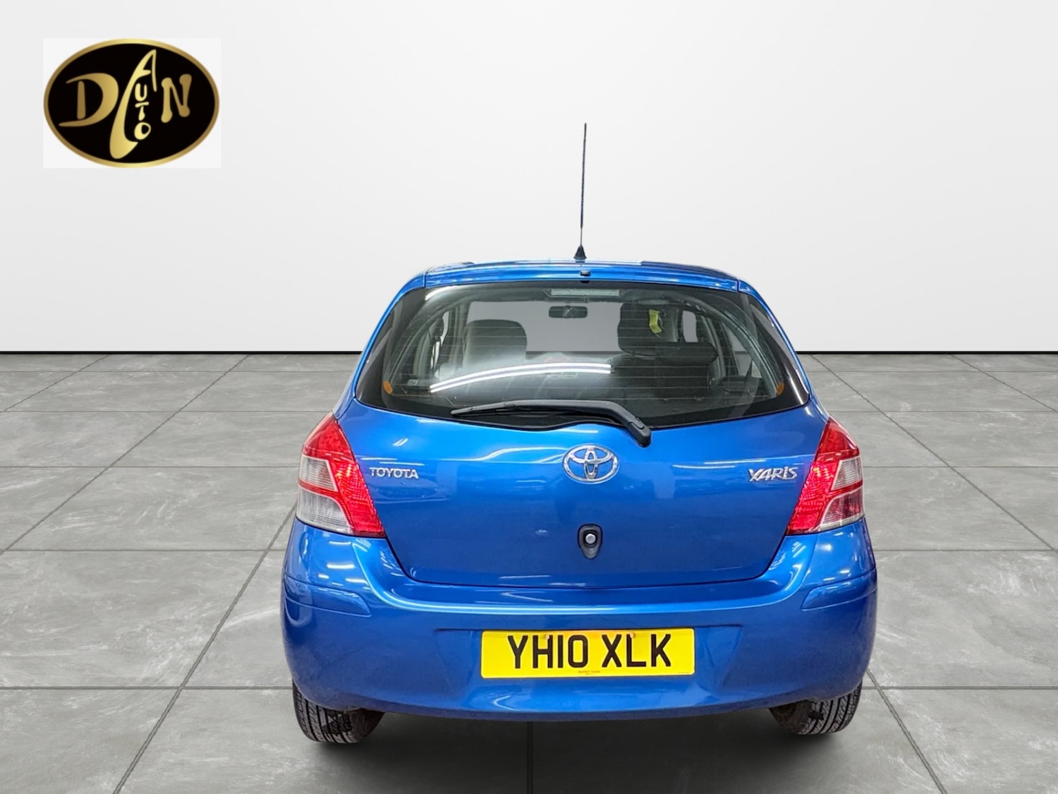 Used Toyota Yaris 2010 for sale - 76670816: Photo 4