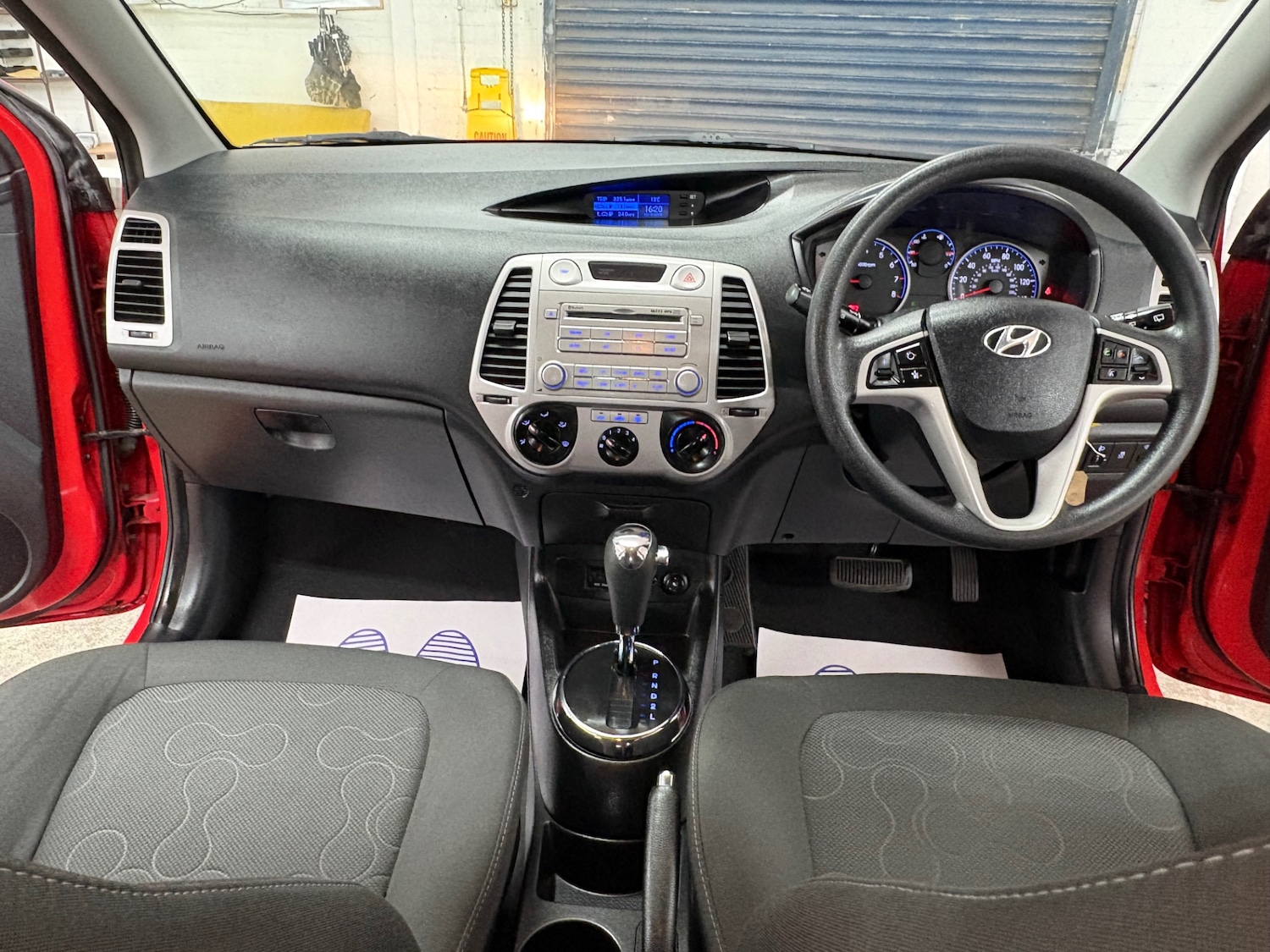 Used Hyundai i20 2011 for sale - 76347266: Photo 16