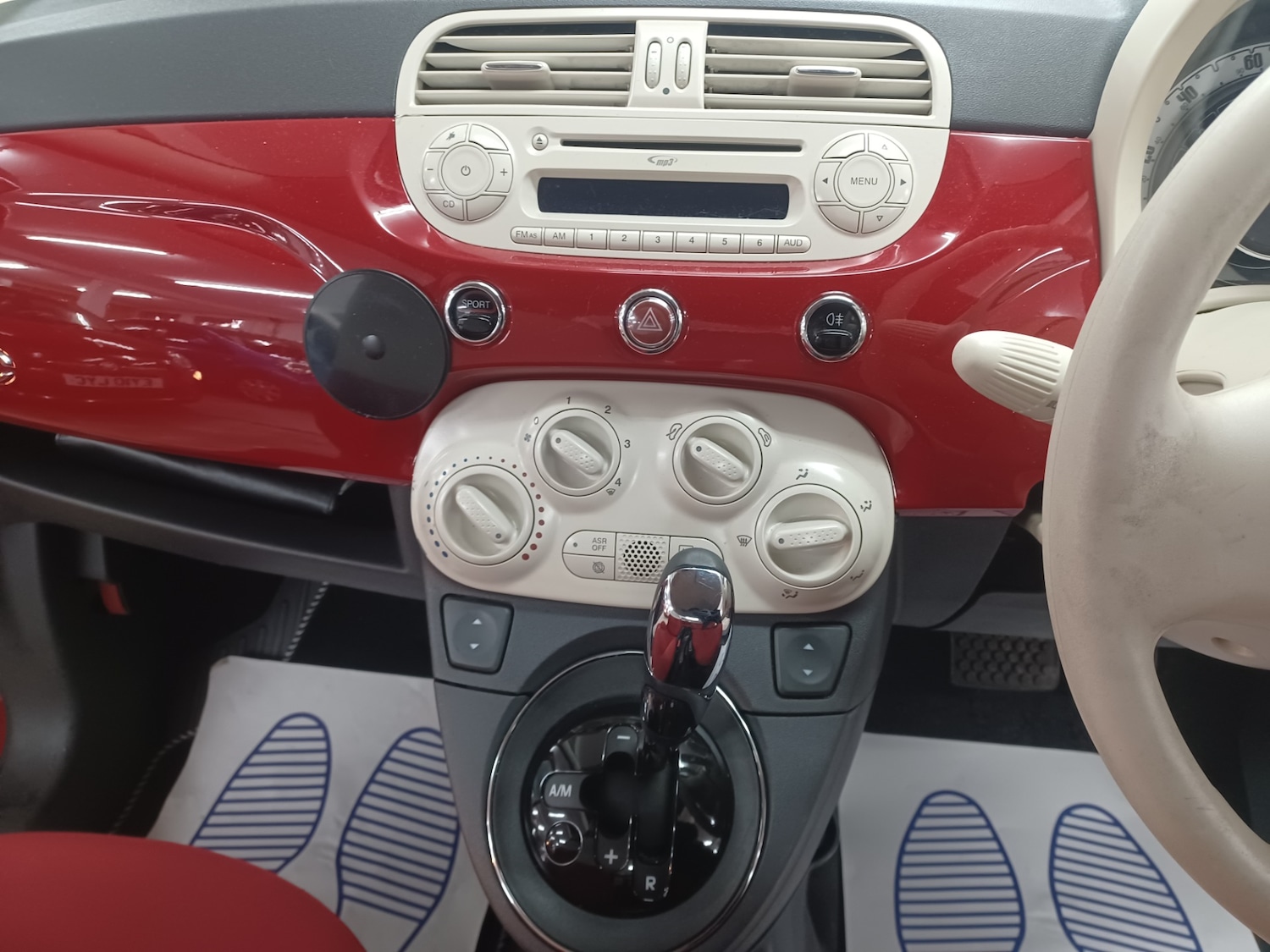 Used Fiat 500 2010 for sale - 78027237: Photo 17