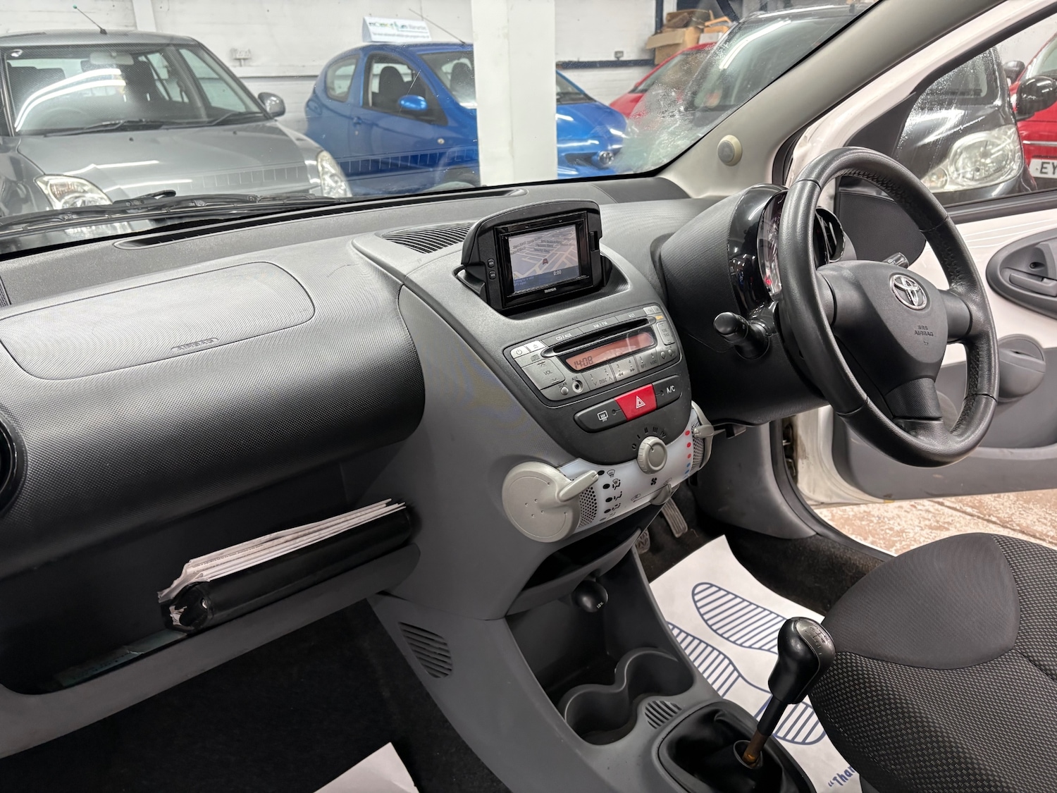 Used Toyota AYGO 2012 for sale - 77438748: Photo 11