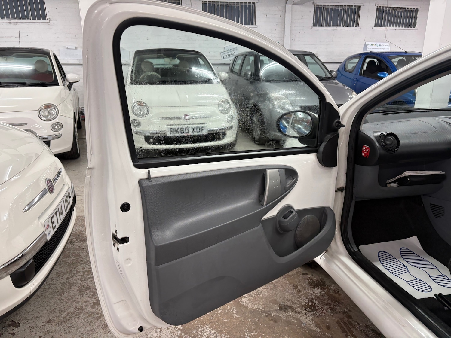 Used Toyota AYGO 2012 for sale - 77438748: Photo 14