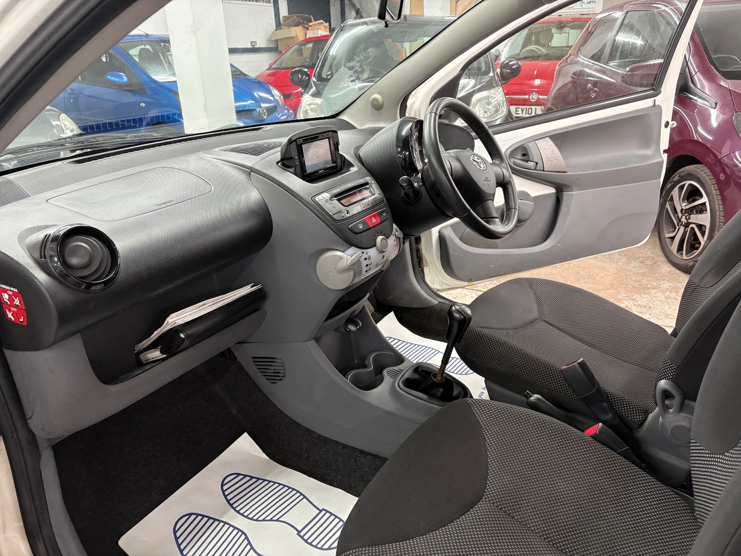 Used Toyota AYGO 2012 for sale - 77438748: Photo 9