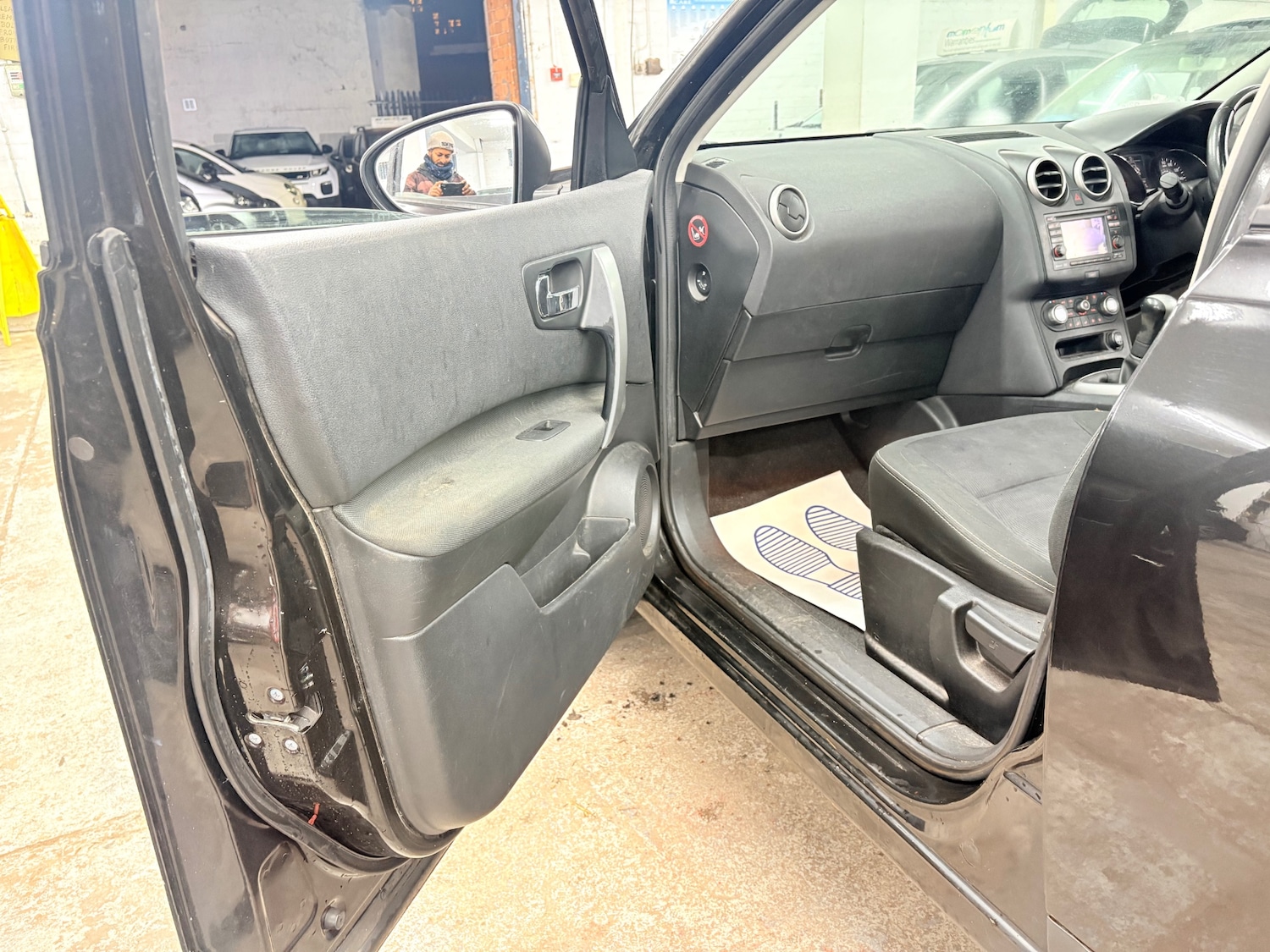 Used Nissan Qashqai 2012 for sale - 77241980: Photo 20