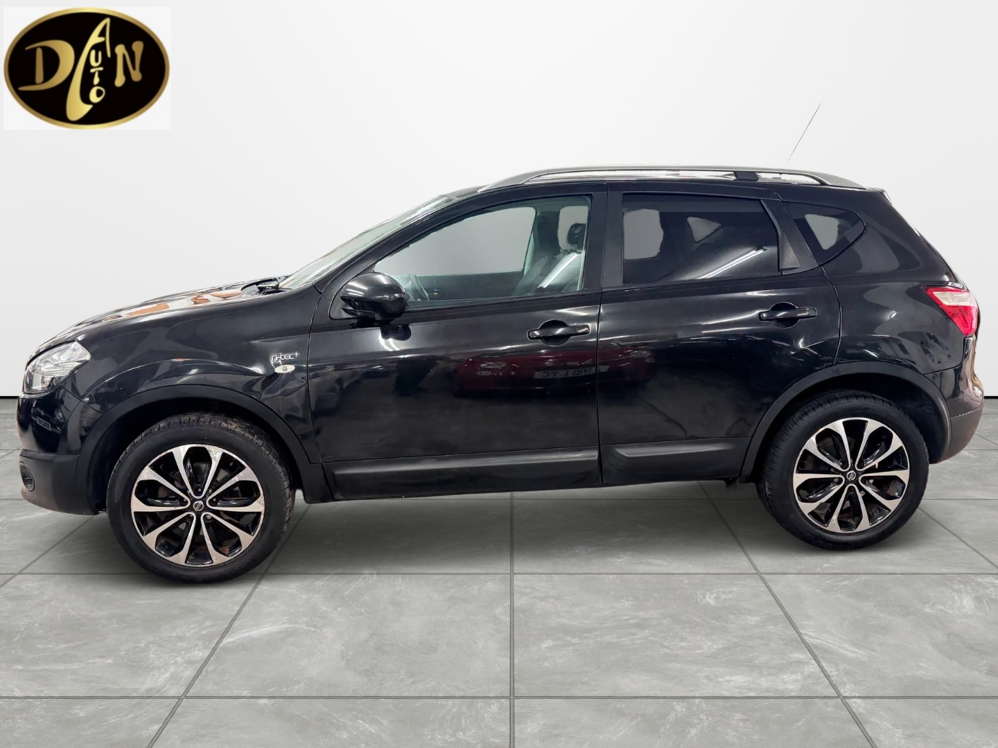Used Nissan Qashqai 2012 for sale - 77241980: Photo 4