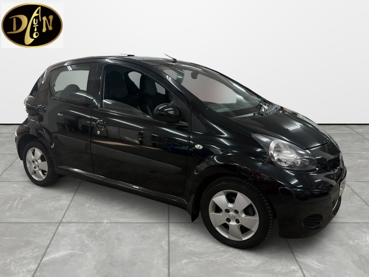 Used Toyota AYGO 2009 for sale - 77731039: Photo 2