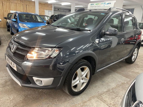 Used Dacia Sandero Stepway 2016 for sale - 76134632: Photo 10