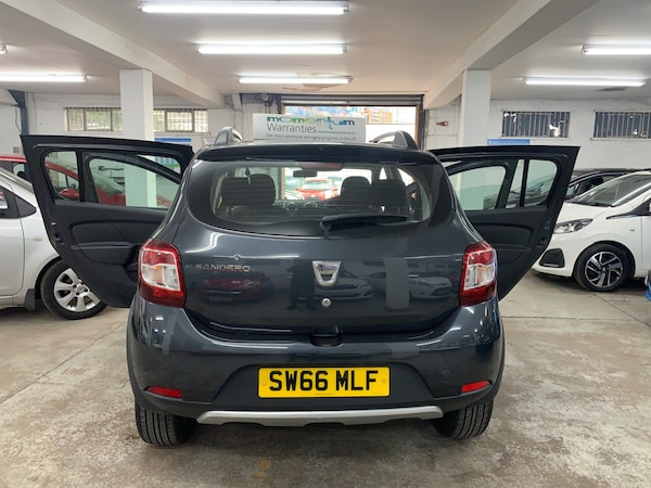 Used Dacia Sandero Stepway 2016 for sale - 76134632: Photo 17