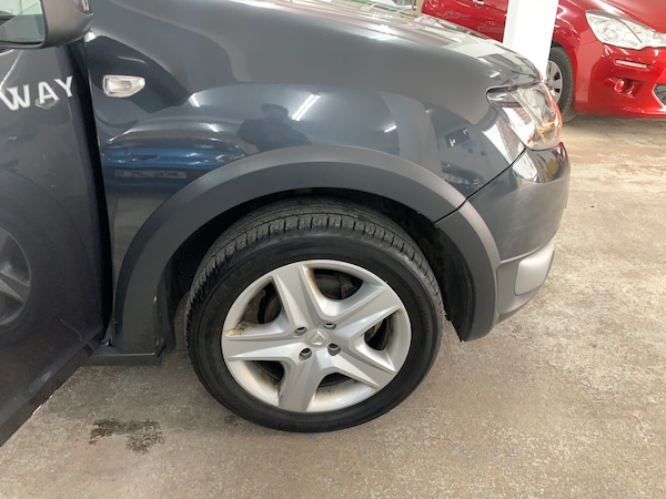 Used Dacia Sandero Stepway 2016 for sale - 76134632: Photo 22