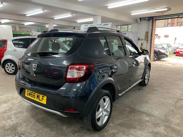 Used Dacia Sandero Stepway 2016 for sale - 76134632: Photo 5