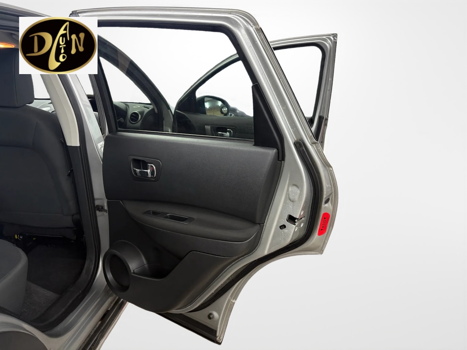 Used Nissan Qashqai 2008 for sale - 76511131: Photo 15