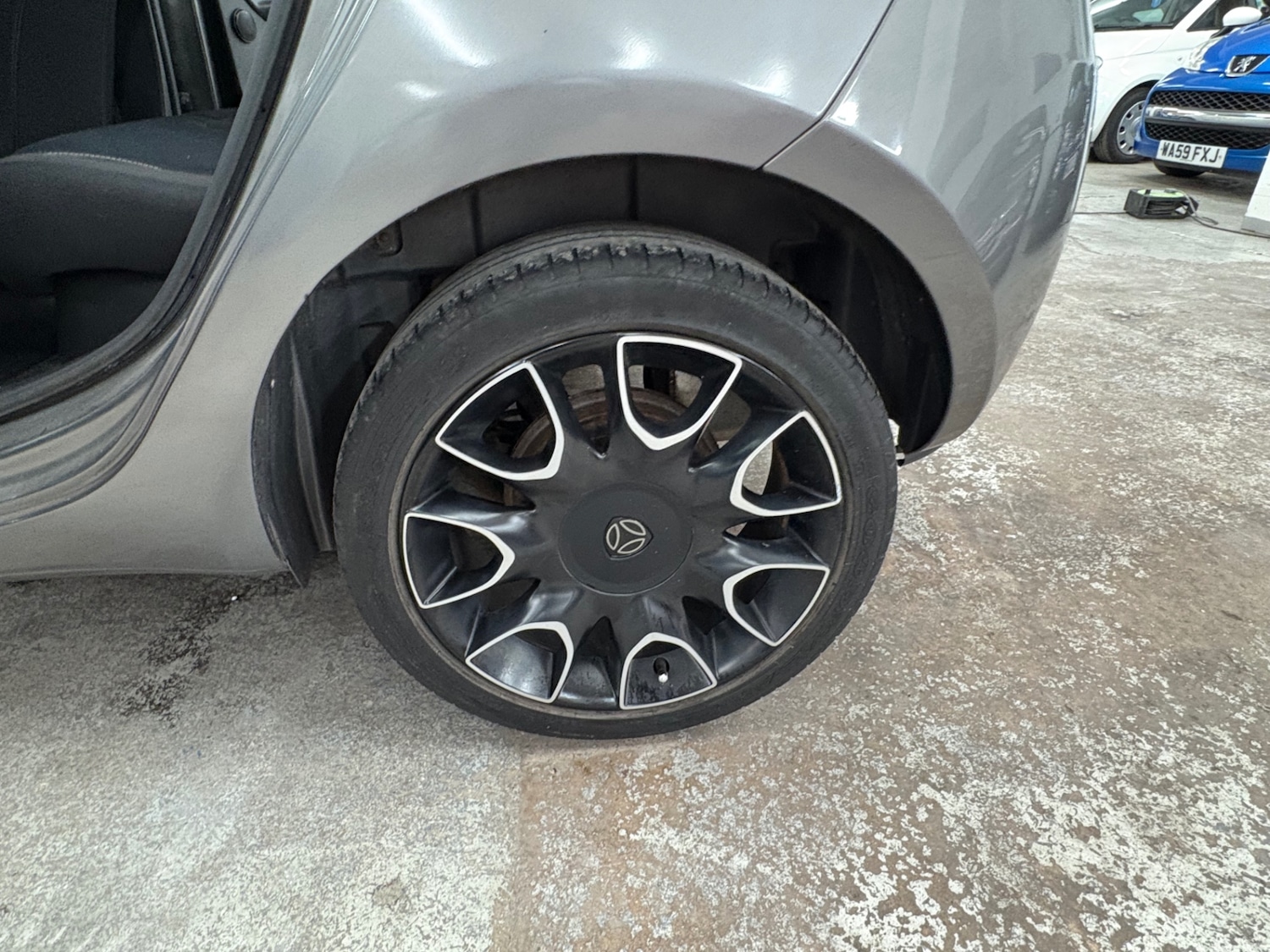Used Chrysler Ypsilon 2013 for sale - 76107522: Photo 23