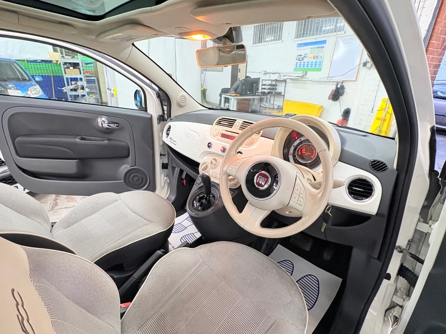 Used Fiat 500 2014 for sale - 77236982: Photo 11