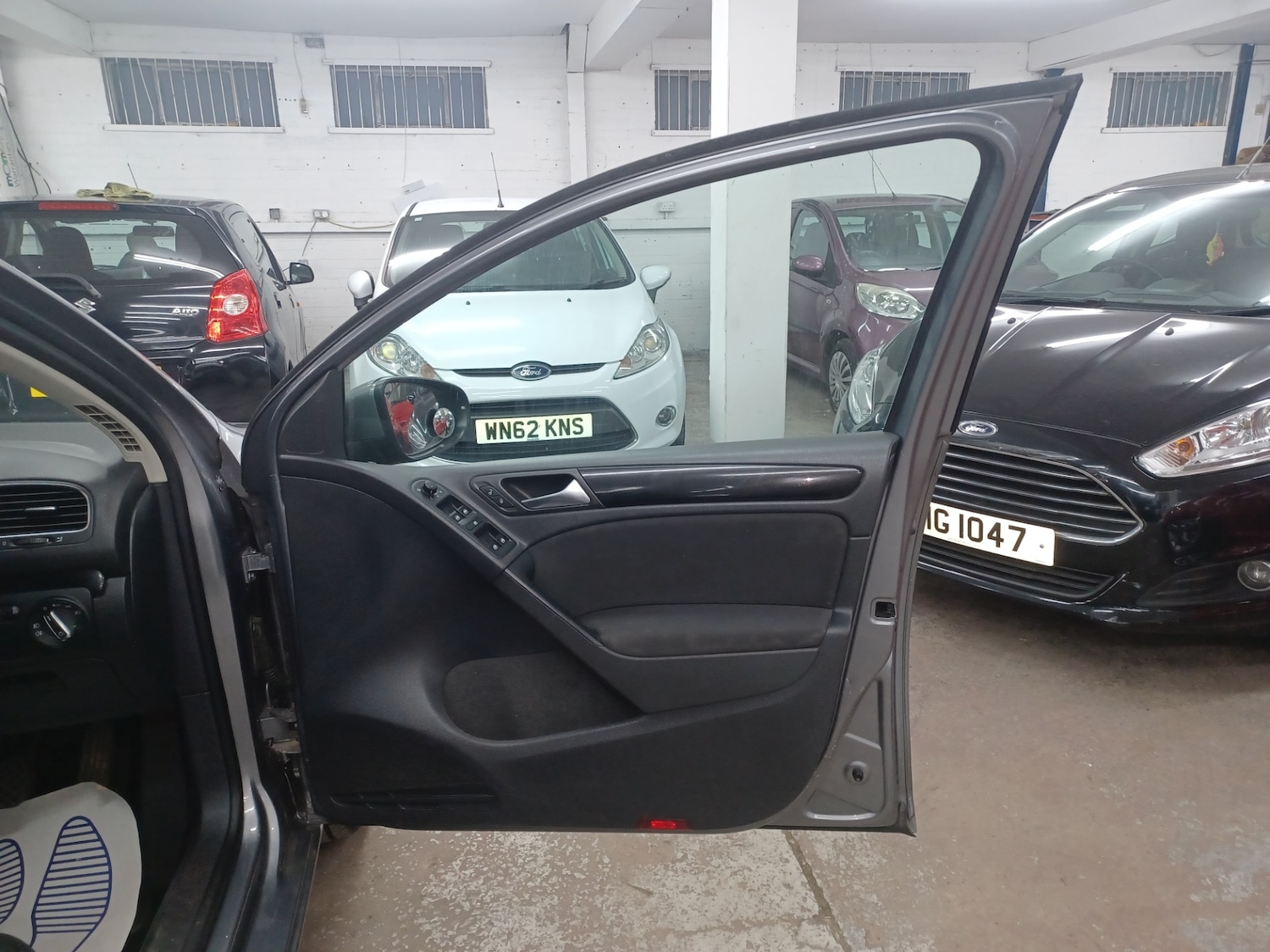 Used Volkswagen Golf 2010 for sale - 78203691: Photo 10