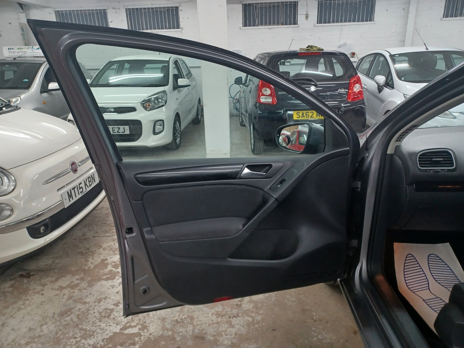 Used Volkswagen Golf 2010 for sale - 78203691: Photo 14