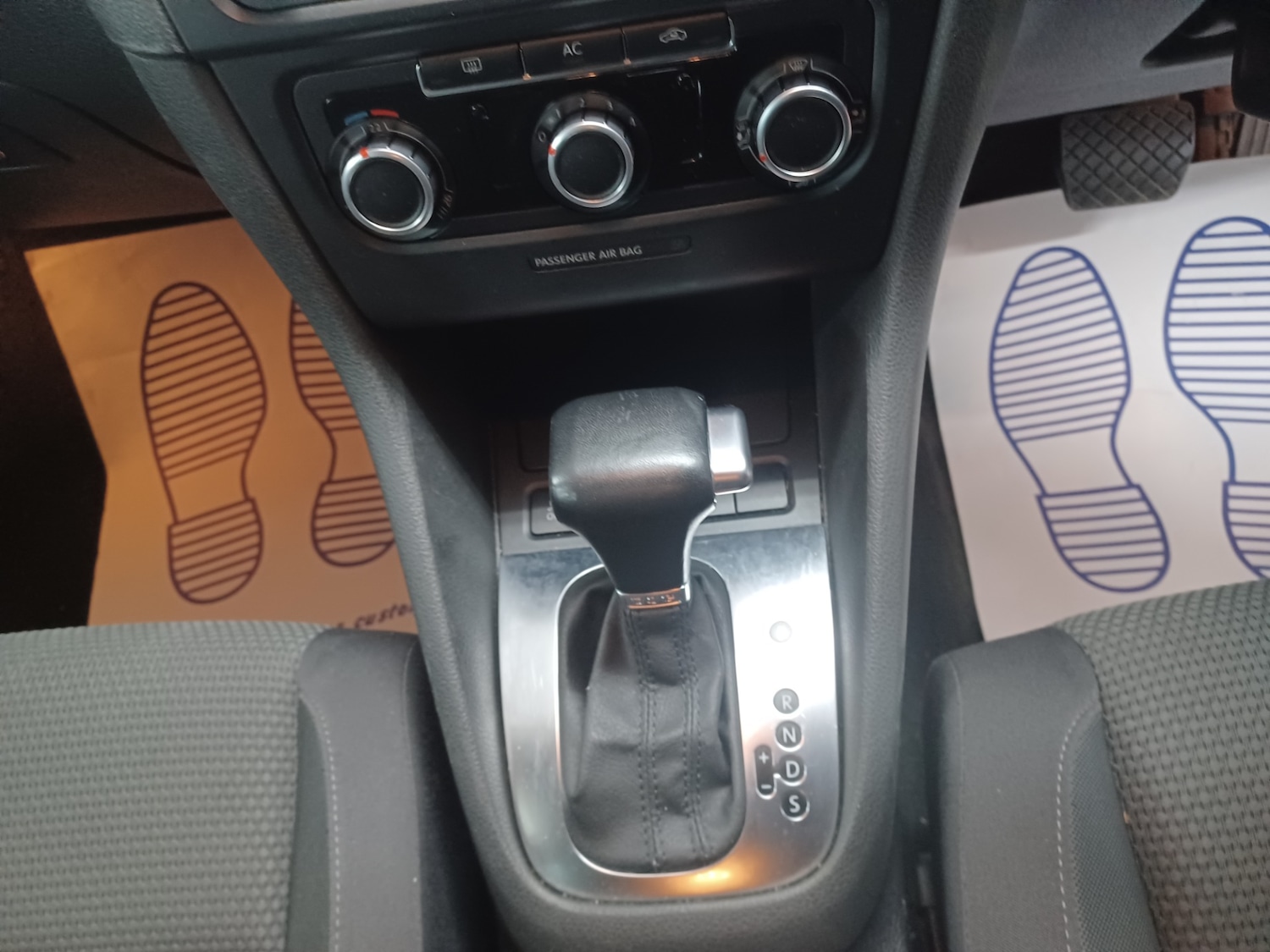 Used Volkswagen Golf 2010 for sale - 78203691: Photo 24