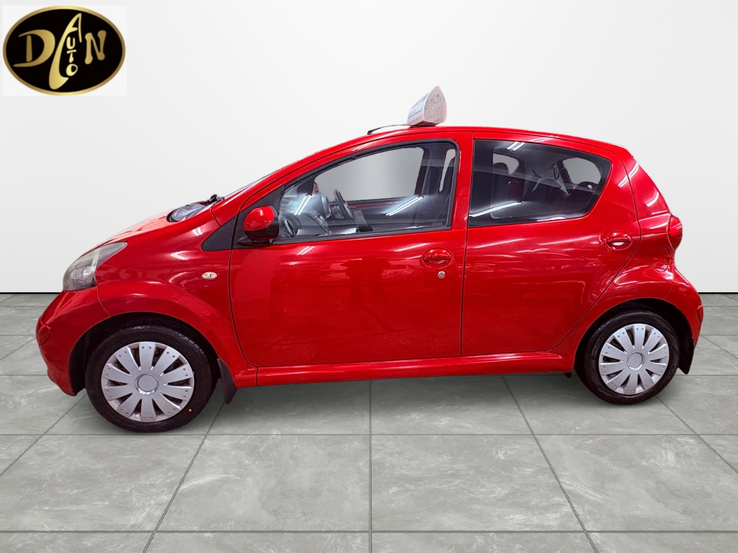 Used Toyota AYGO 2009 for sale - 77632623: Photo 3