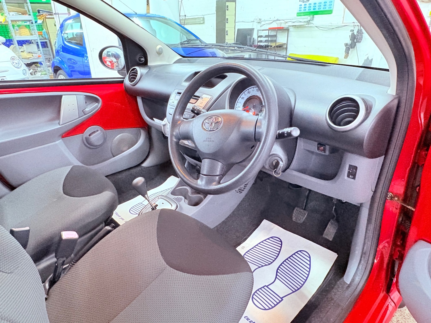 Used Toyota AYGO 2009 for sale - 77632623: Photo 8