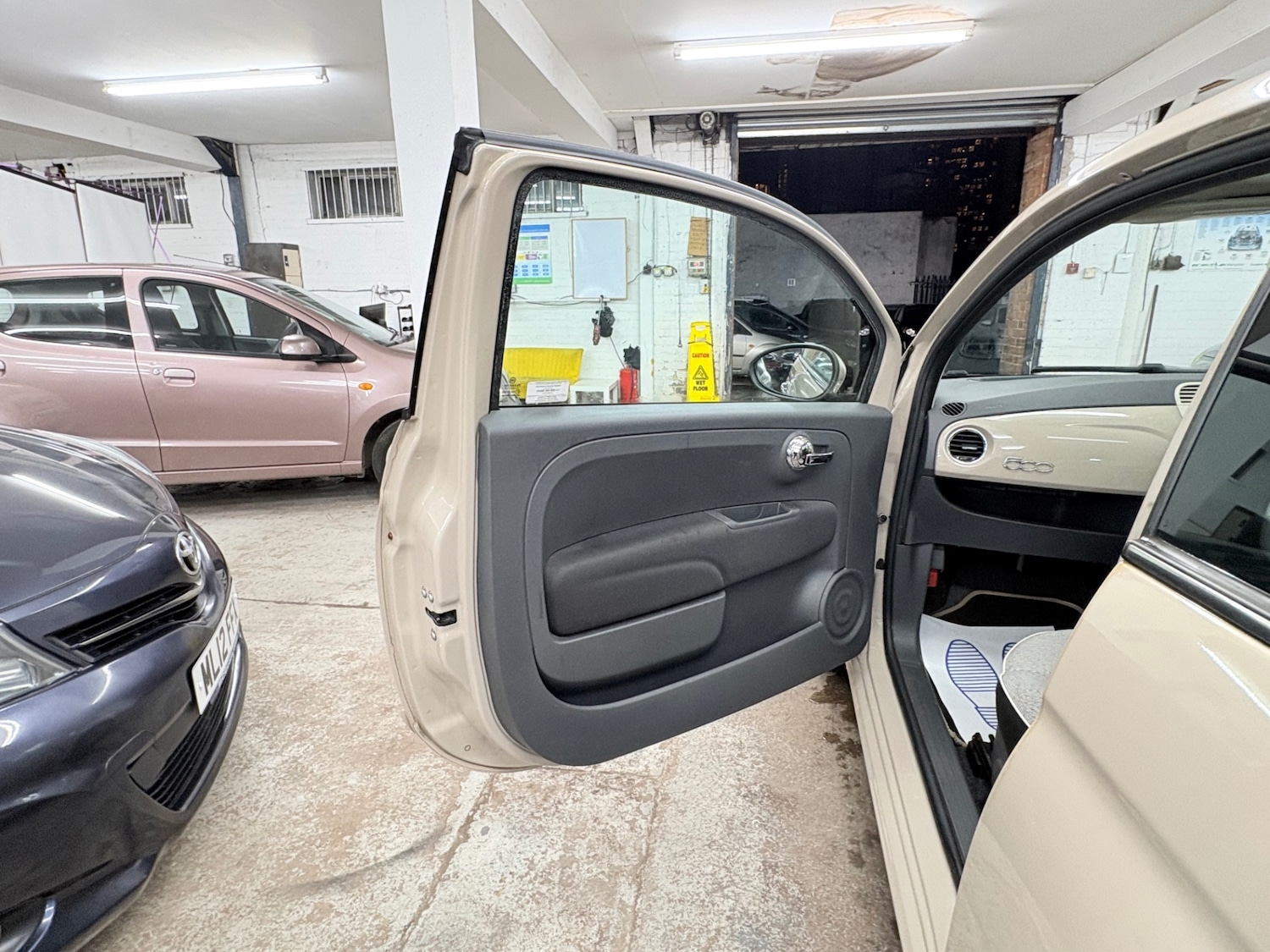 Used Fiat 500 2015 for sale - 77395342: Photo 16