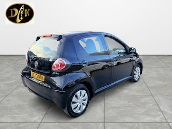 Used Toyota AYGO 2013 for sale - 79589305: Photo