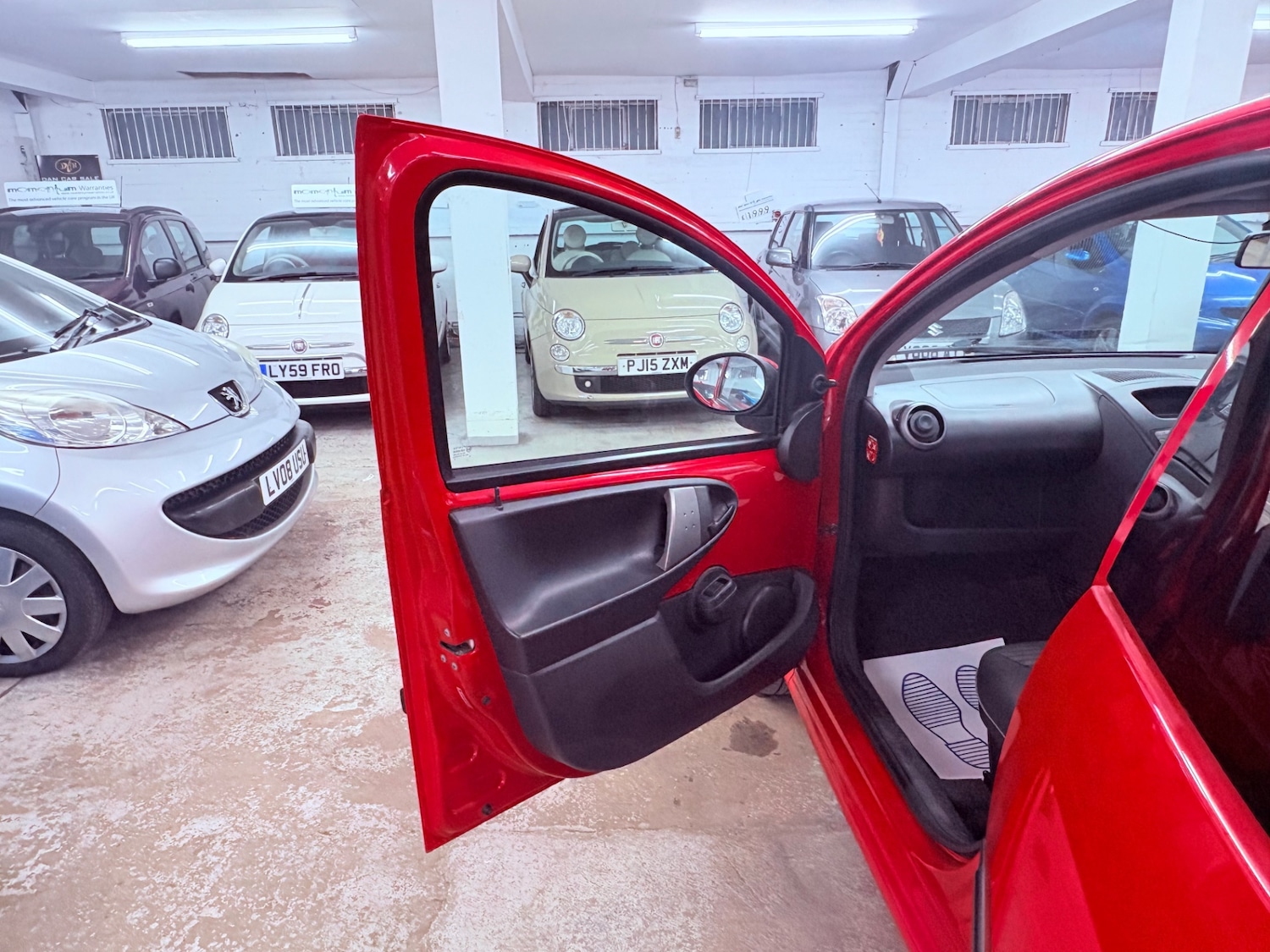 Used Peugeot 107 2014 for sale - 77584813: Photo 17