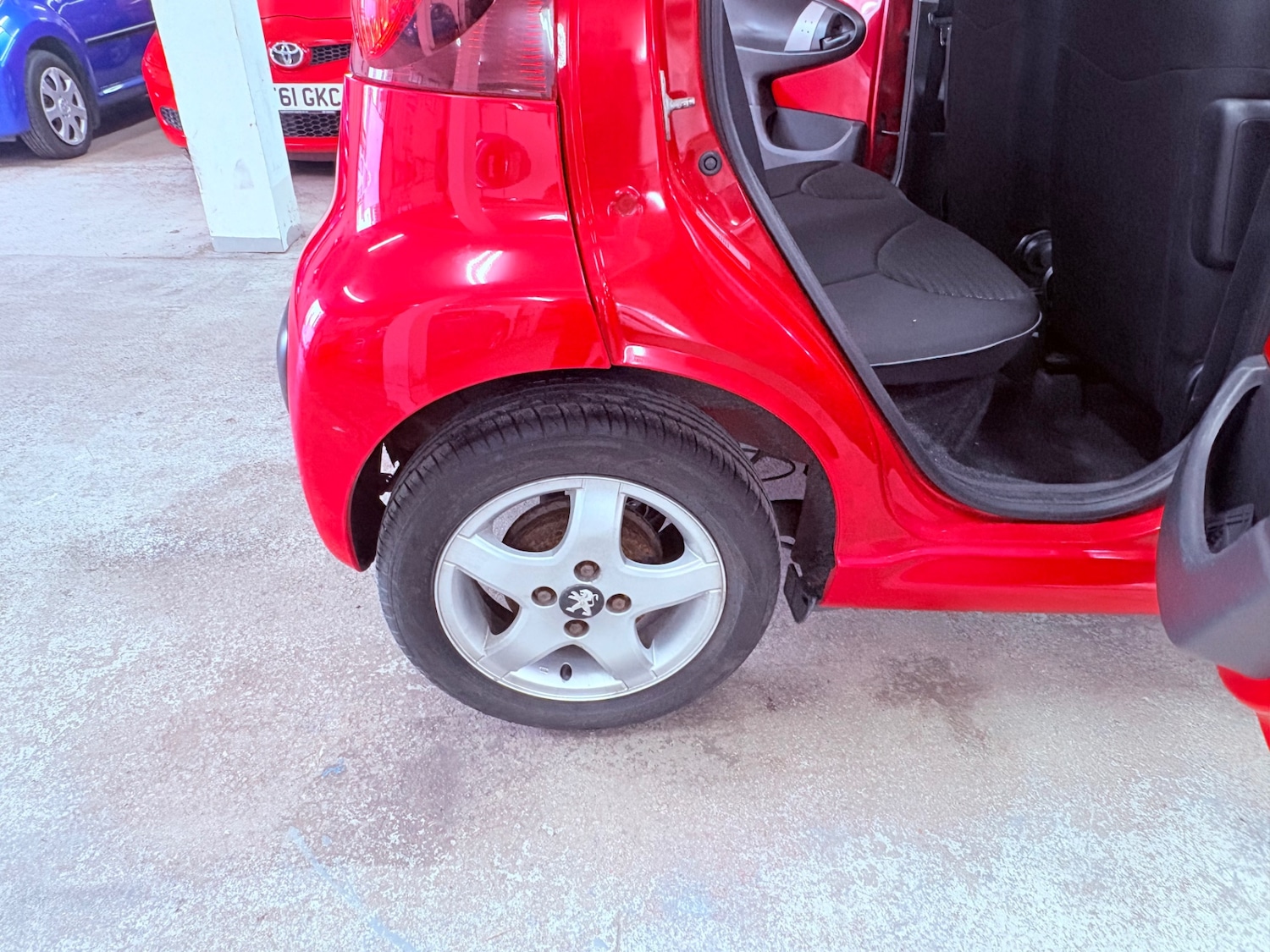 Used Peugeot 107 2014 for sale - 77584813: Photo 20