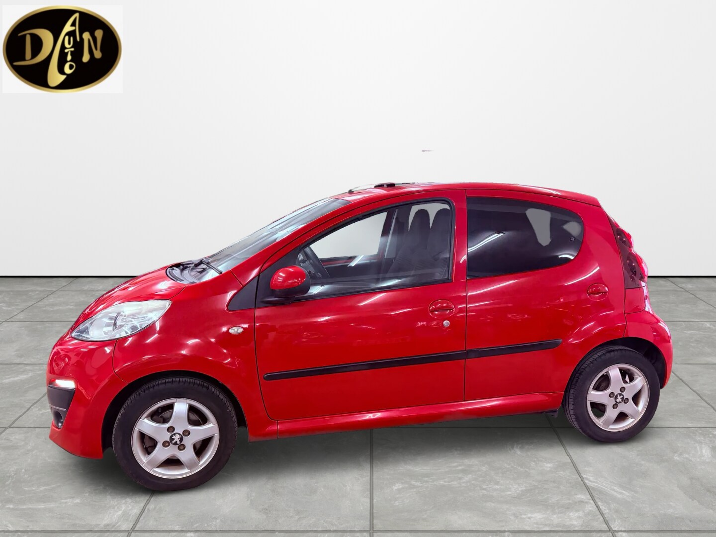 Used Peugeot 107 2014 for sale - 77584813: Photo 3