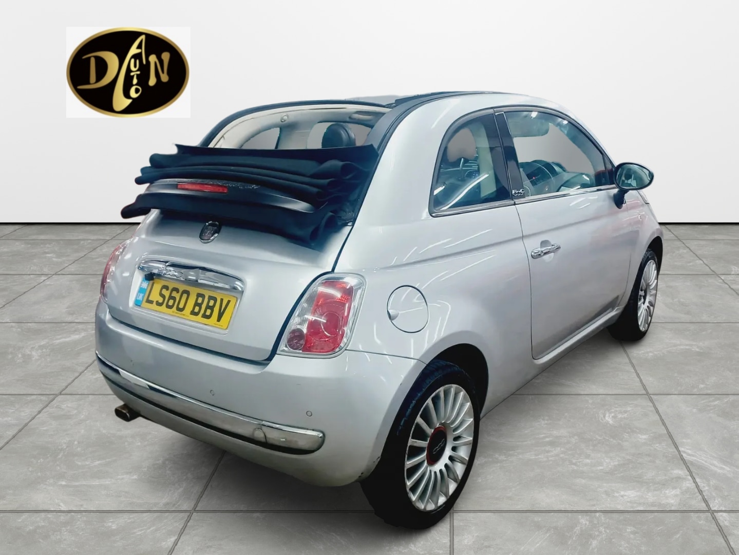 Used Fiat 500 2010 for sale - 77981393: Photo 2