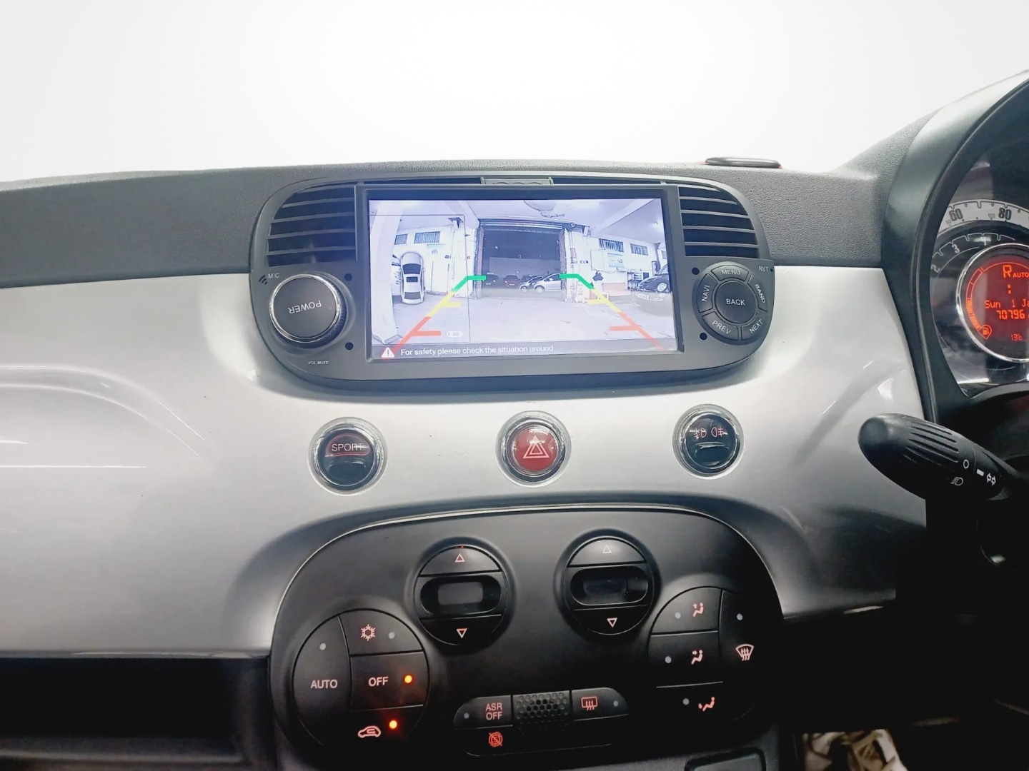 Used Fiat 500 2010 for sale - 77981393: Photo 3