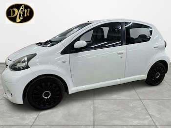 Used Toyota AYGO 2013 for sale - 78694567: Photo
