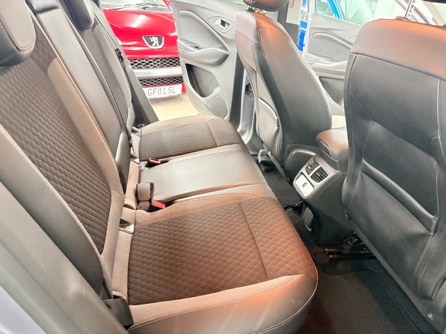 Used Vauxhall Grandland X 2018 for sale - 76669447: Photo 12