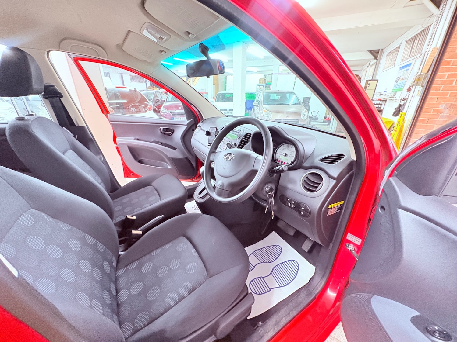 Used Hyundai i10 2009 for sale - 77370895: Photo 11