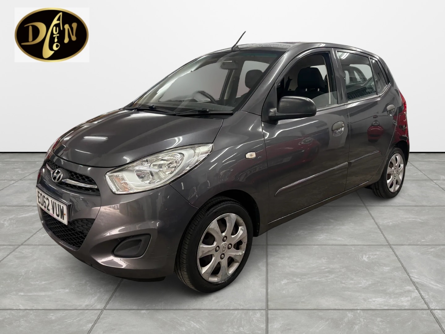Used Hyundai i10 2012 for sale - 77984947: Photo 2