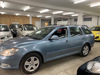 Used Skoda Octavia 2011 for sale - 76107559: Photo