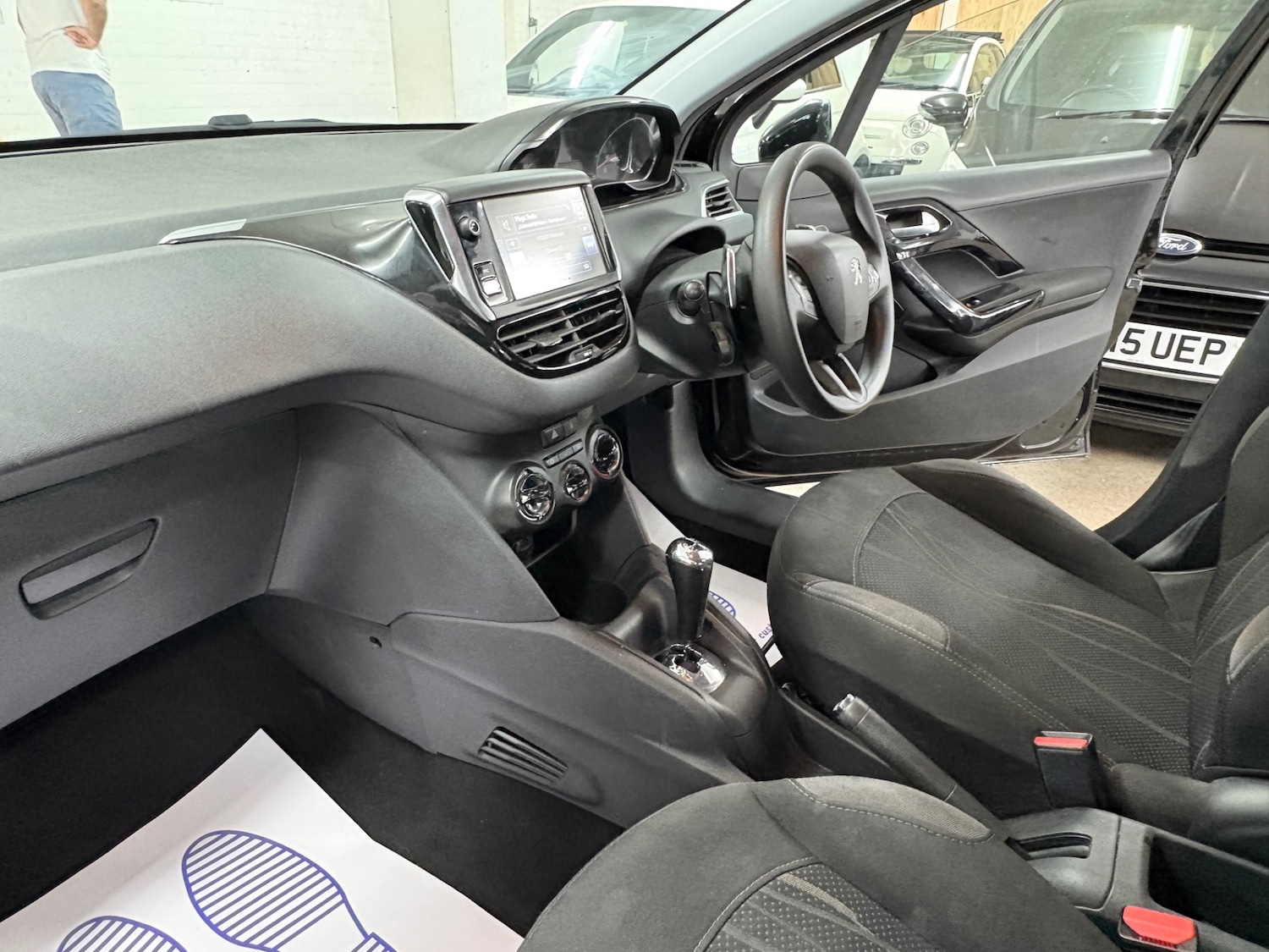 Used Peugeot 208 2014 for sale - 76741490: Photo 12