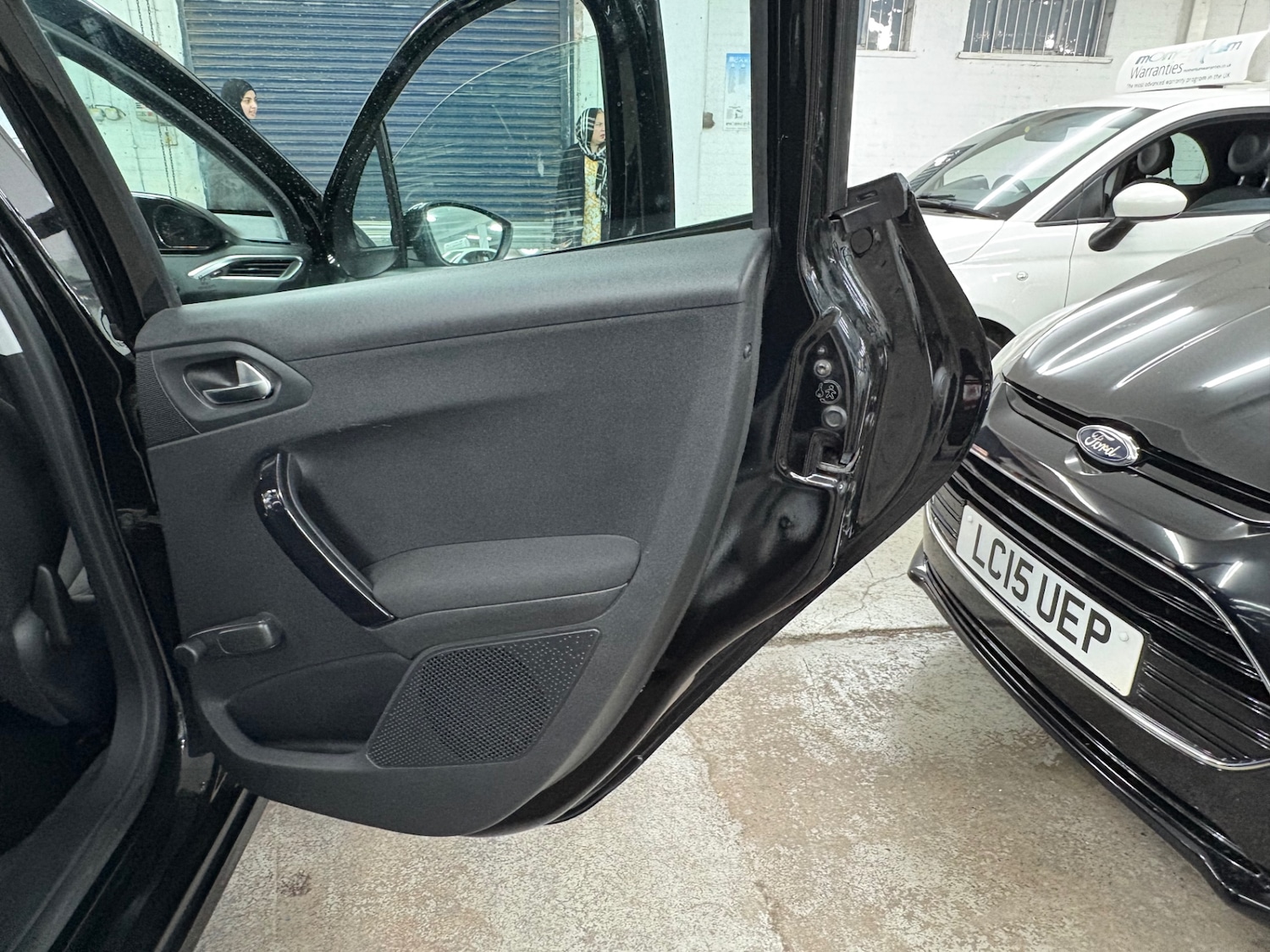 Used Peugeot 208 2014 for sale - 76741490: Photo 16