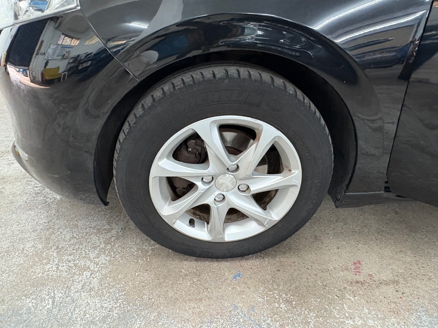 Used Peugeot 208 2014 for sale - 76741490: Photo 17